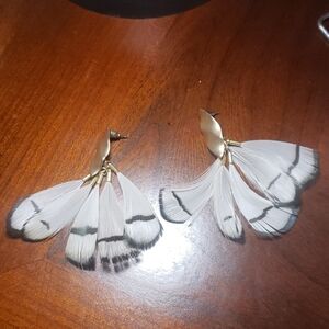Chic Gold and White Feather Earrings